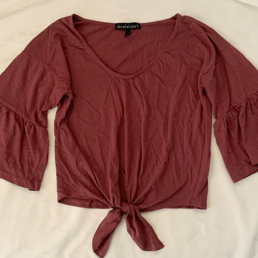 V neck flare sleeve top